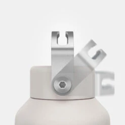 Quechua Gourde Inox 1L Avec Bouchon à Vis Pour La Randonnée - Blanc 14 Quechua Gourde Inox 1L Avec Bouchon à Vis Pour La Randonnée - Blanc -Échappée Nature gourde inox 1l avec bouchon a vis pour la randonnee blanc 4