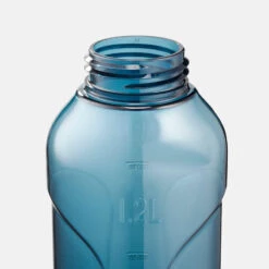 Quechua Gourde Rando MH500 Bouchon Ouverture Rapide 1,2 Litre Plastique (Ecozen®) Bleu 13 Quechua Gourde Rando MH500 Bouchon Ouverture Rapide 1,2 Litre Plastique (Ecozen®) Bleu -Échappée Nature gourde rando mh500 bouchon ouverture rapide 12 litre plastique ecozen bleu 3