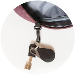 Sac à Dos Scolaire - Feather Bordeaux- Allège La Charge De 92% -Échappée Nature sac a dos scolaire feather bordeaux allege la charge de 92 4