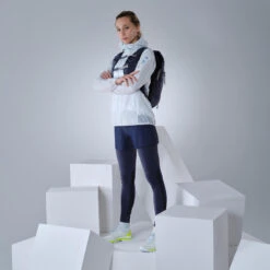 Quechua Veste Ultra Légère Hybride De Randonnée Rapide FH900 Femme Grise. 9 Quechua Veste Ultra Légère Hybride De Randonnée Rapide FH900 Femme Grise. -Échappée Nature veste ultra legere hybride de randonnee rapide fh900 femme grise 2