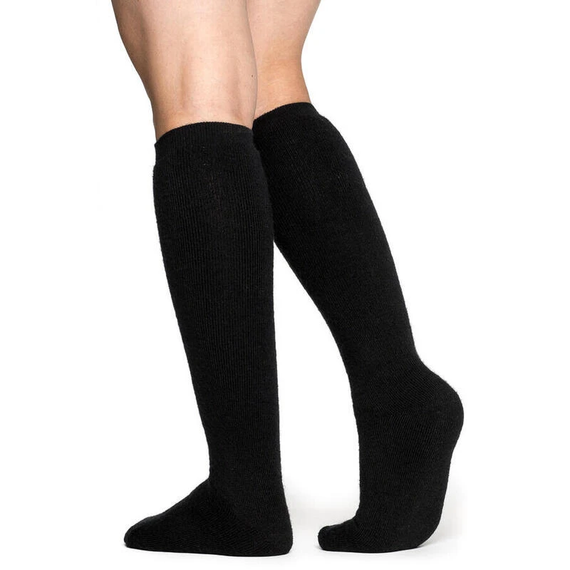 Woolpower Chaussettes Hautes Jusqu'au Genou Merino 400 - Noir 3 Woolpower Chaussettes Hautes Jusqu'au Genou Merino 400 - Noir – Image 3